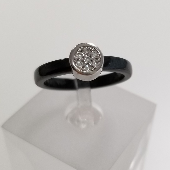 fstepka Jewelry - Black Ceramic Pave Solitaire